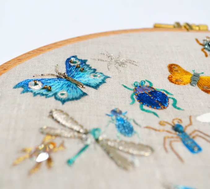 broderie insectes