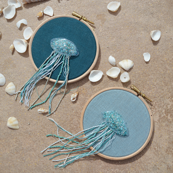 duo méduses broderie